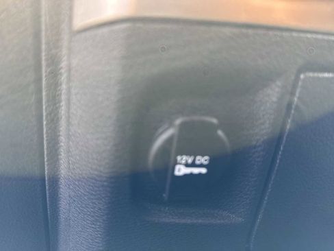 Used 2020 RAM 1500 Warlock AWD/4WD image 40