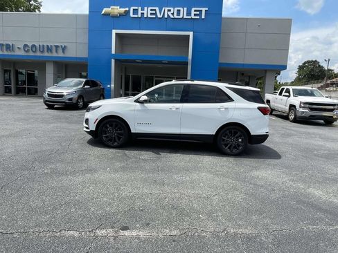 Used 2023 Chevrolet Equinox RS w/ RS Leather Package FWD image 6