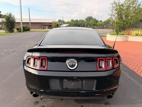 Used 2013 Ford Mustang GT RWD image 7