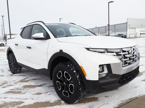 Used 2023 Hyundai Santa Cruz SEL w/ Activity Package image 3