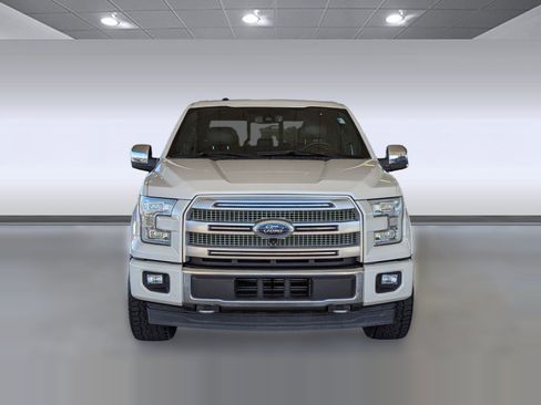 Certified 2017 Ford F150 Platinum w/ Equipment Group 701A Luxury image 6