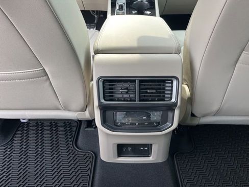 New 2026 Volkswagen Atlas SEL Premium R-Line image 14