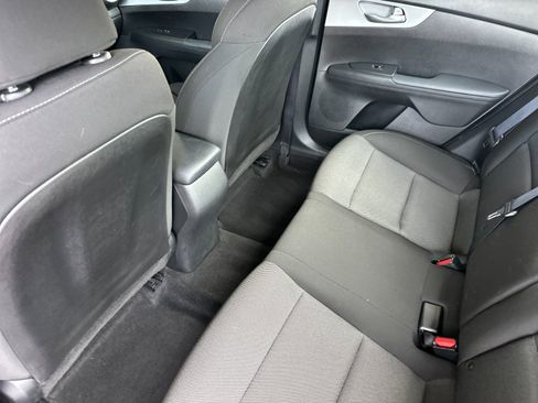 Certified 2023 Kia Forte LXS FWD image 16