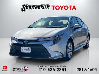Certified 2025 Toyota Corolla LE