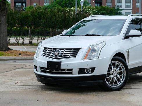 Used 2014 Cadillac SRX Premium w/ Driver Assist Package FWD image 8
