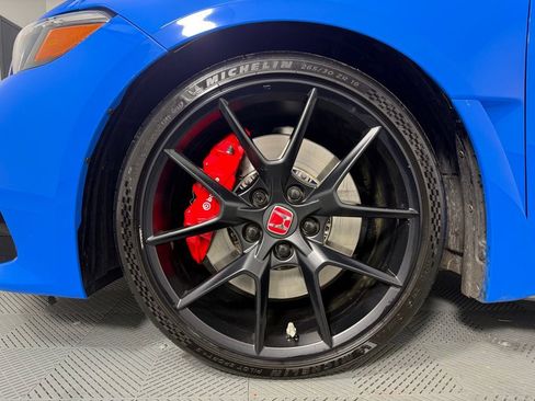 Used 2024 Honda Civic Type R image 11