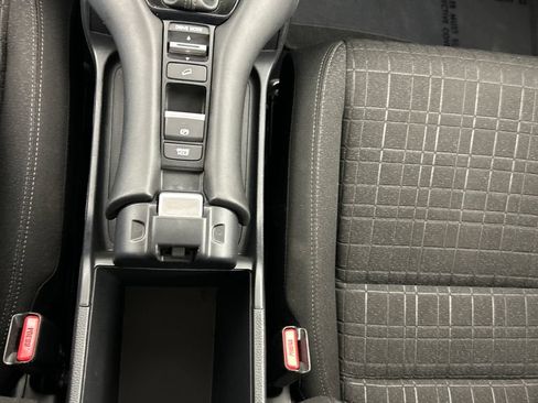Used 2025 Honda HR-V LX image 14