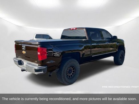 Used 2014 Chevrolet Silverado 1500 LTZ w/ Driver Alert Package RWD image 6