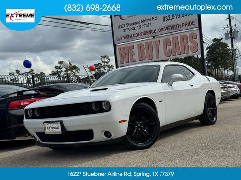 Used 2018 Dodge Challenger R/T Plus image 1