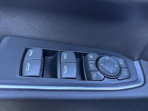 Used 2024 Chevrolet Silverado 2500 LTZ w/ LTZ Convenience Package image 28