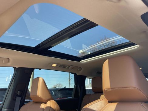 Used 2023 INFINITI QX60 Sensory w/ Vision Package image 18