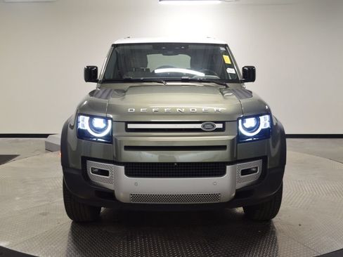 Used 2023 Land Rover Defender 110 SE AWD/4WD image 10
