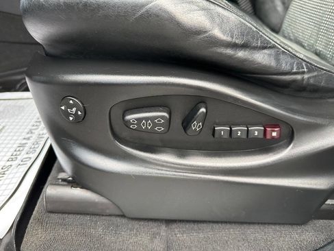 Used 2002 BMW X5 4.6is image 43
