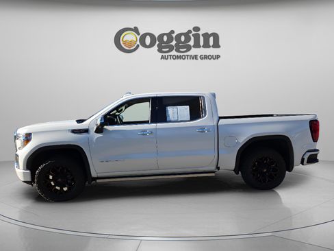 Used 2022 GMC Sierra 1500 Denali w/ Denali Premium Package image 2