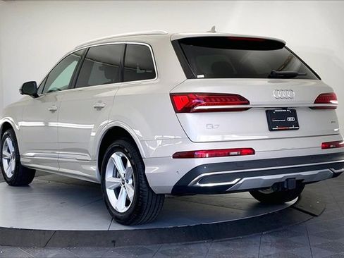 Certified 2023 Audi Q7 2.0T Premium w/ Convenience Package image 12