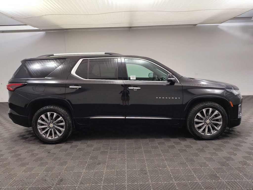 Used 2023 Chevrolet Traverse Premier AWD/4WD image 8