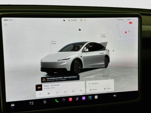 Used 2026 Tesla Model Y Long Range RWD image 14