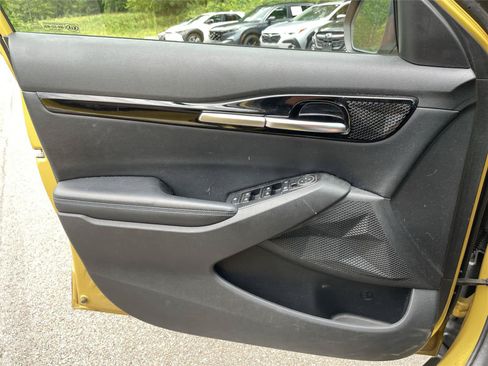 Used 2021 Kia Seltos S FWD image 16