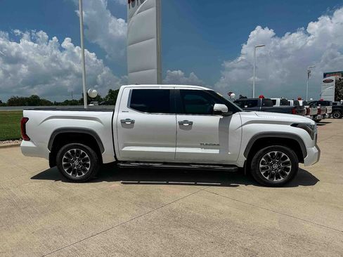 Used 2024 Toyota Tundra Limited AWD/4WD image 2