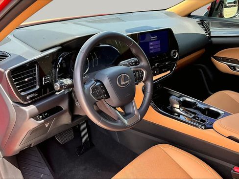 Certified 2025 Lexus NX 250 FWD w/ Accessory Package (2T) image 18