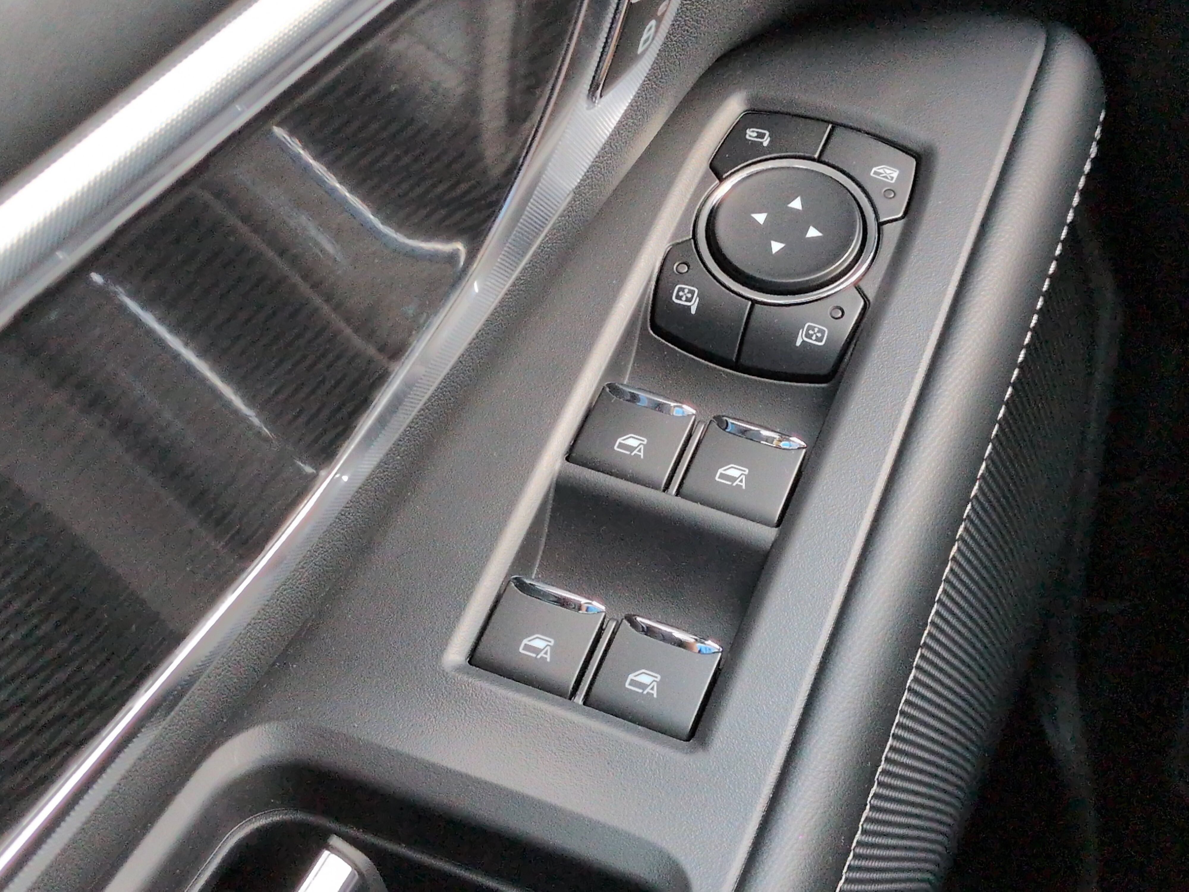 Certified 2026 Ford Expedition Platinum w/ Stealth Appearance Package AWD/4WD image 23