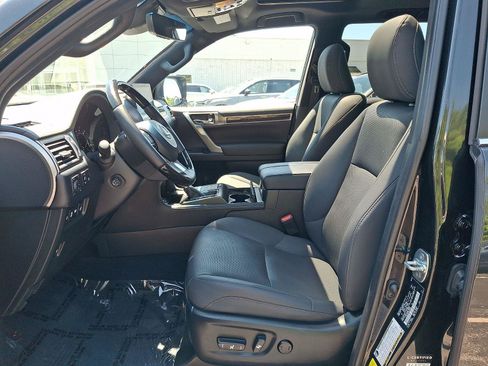 Used 2023 Lexus GX 460 Premium w/ Premium Plus Package AWD/4WD image 15