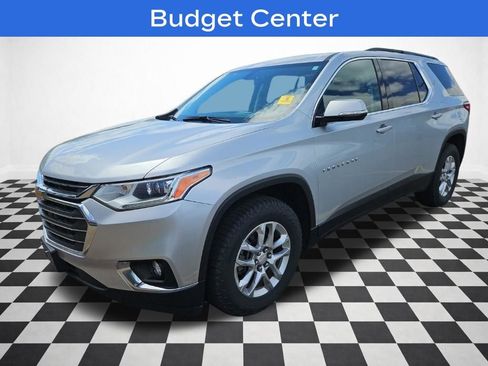 Used 2019 Chevrolet Traverse LT w/ LPO, Floor Liner Package AWD/4WD image 2