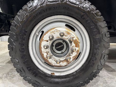 Used 2020 Ford F350 XL w/ Power Equipment Group image 26