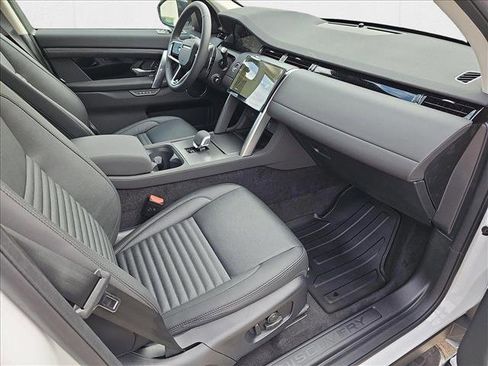 New 2025 Land Rover Discovery Sport S image 10