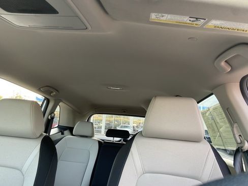 Used 2023 Honda CR-V LX image 29