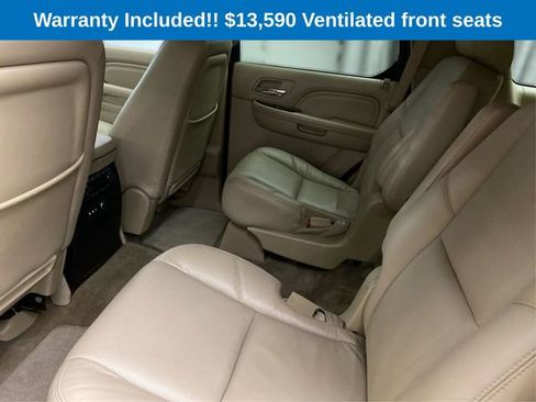 Used 2011 Cadillac Escalade Premium image 11