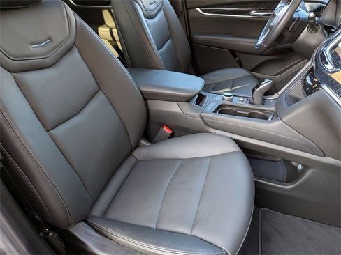 Certified 2024 Cadillac XT6 Premium Luxury w/ LPO, Floor Liner Package image 27