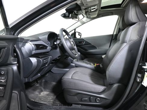 Used 2024 Subaru Crosstrek 2.0i Premium AWD/4WD image 3