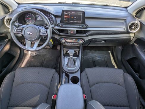 Used 2019 Kia Forte LXS FWD image 14