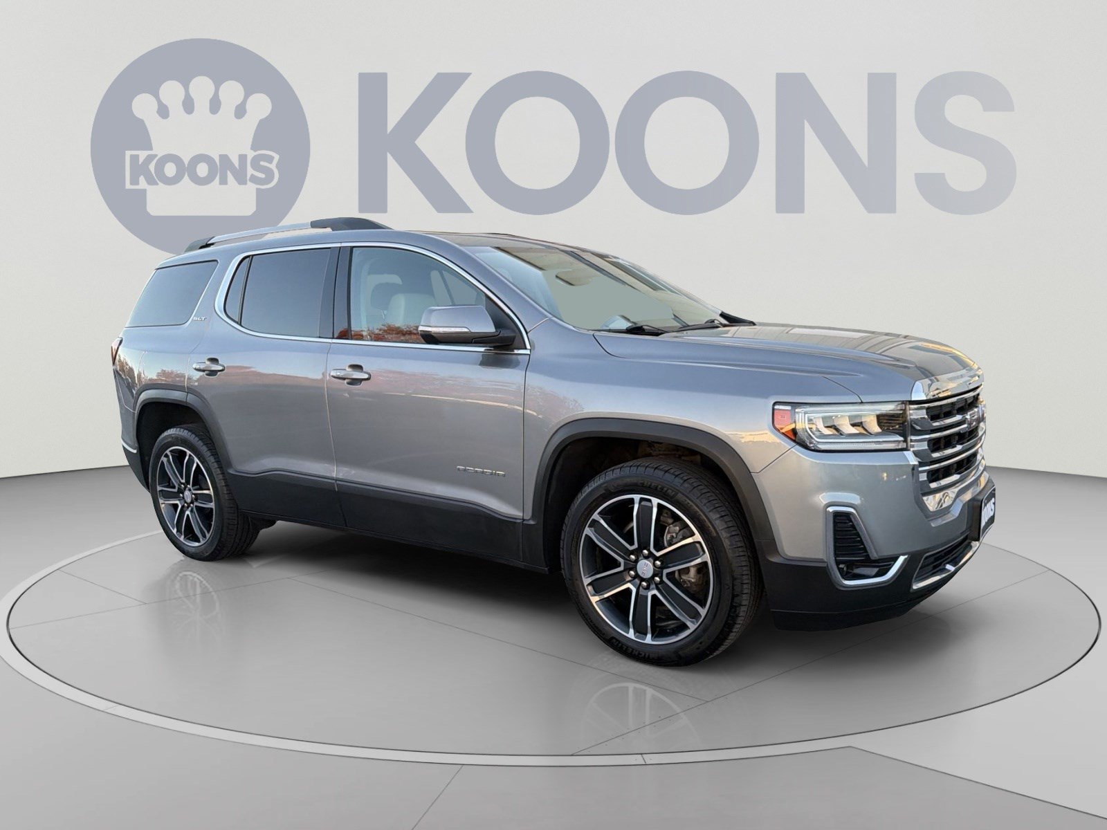 Used 2023 GMC Acadia SLT w/ Technology Package AWD/4WD image 10