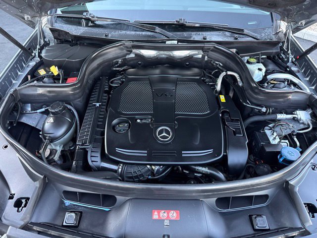 Used 2013 Mercedes-Benz GLK 350 4MATIC image 10