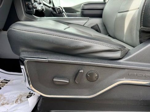 Used 2022 Ford F150 Lariat w/ FX4 Off-Road Package image 18