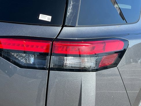 Certified 2024 Nissan Pathfinder Platinum w/ Cargo Package FWD image 51