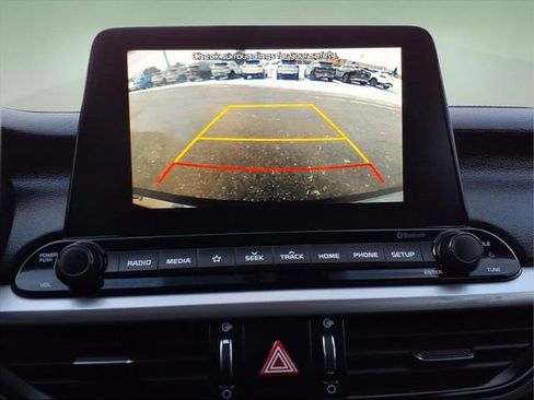 Used 2020 Kia Forte LXS image 17