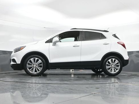 Used 2020 Buick Encore Preferred image 45