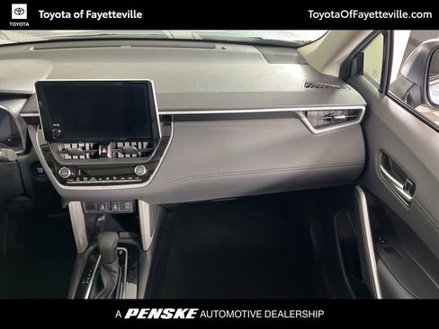 Certified 2024 Toyota Corolla Cross XLE w/ Convenience Package FWD image 19