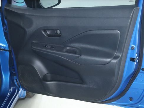 Used 2020 Nissan Versa S image 29