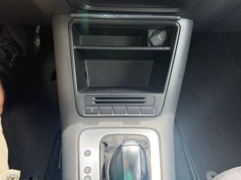 Used 2012 Volkswagen Tiguan S FWD image 21