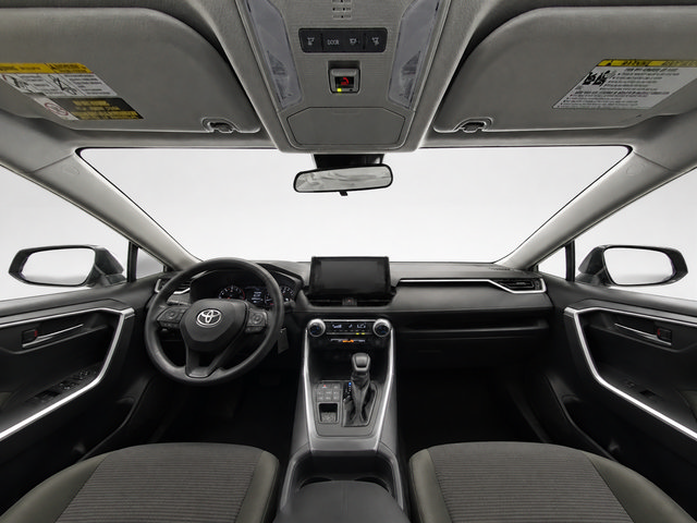 Used 2025 Toyota RAV4 LE AWD/4WD image 13