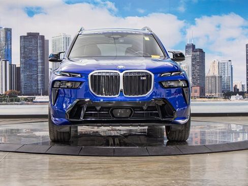 Certified 2023 BMW X7 M60i image 3