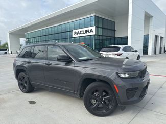 Used 2022 Jeep Grand Cherokee Altitude video 1