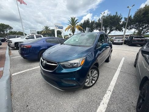 Used 2019 Buick Encore Preferred FWD image 1