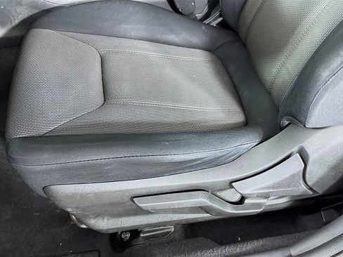 Used 2019 Subaru Crosstrek 2.0i AWD/4WD image 23
