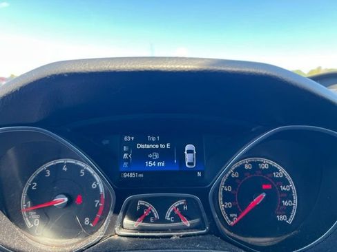 Used 2016 Ford Focus ST w/ Equipment Group 401A FWD image 17
