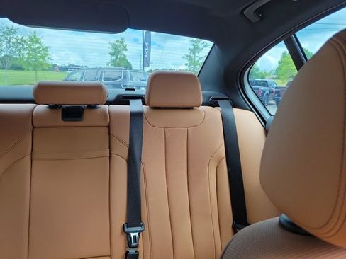 Used 2023 BMW 540i w/ M Sport Package RWD image 12